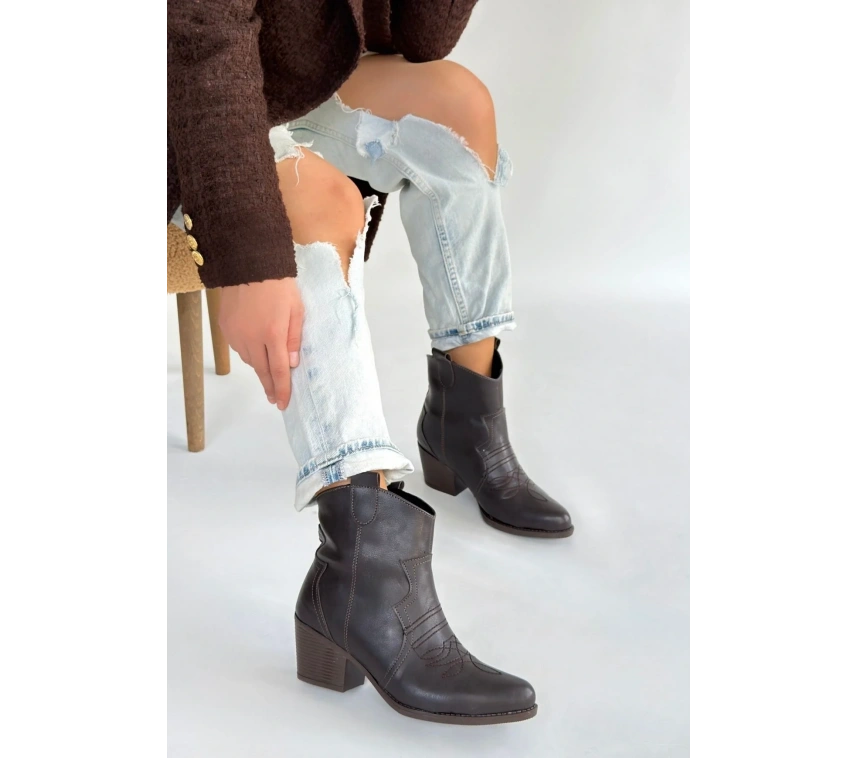 Akver Acı Kahve Cilt Topuklu Bot