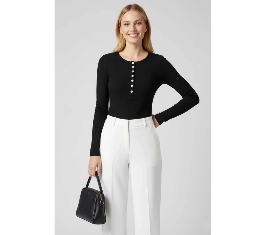 Çıtçıt Detaylı Bluz Siyah