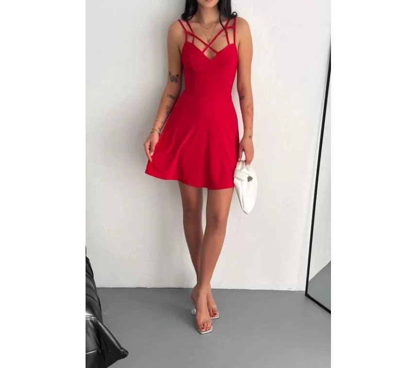 İnce çift askılı mini elbise