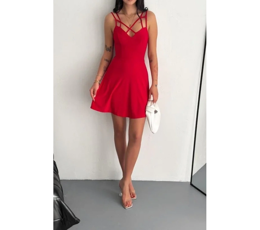 İnce çift askılı mini elbise