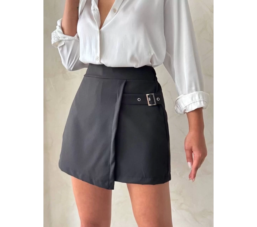 Kadın tokalı şort etek siyah s25449
