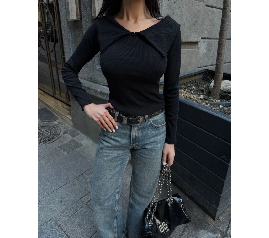 Kelebek yaka uzun kol bluz siyah