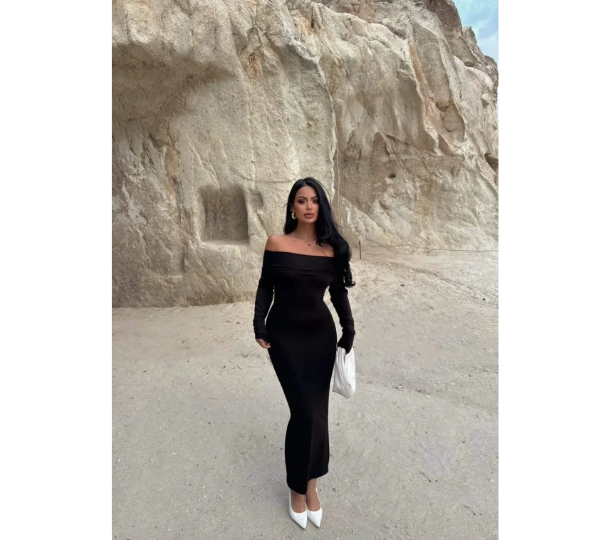 Madonna yaka esnek kumaş elbise siyah