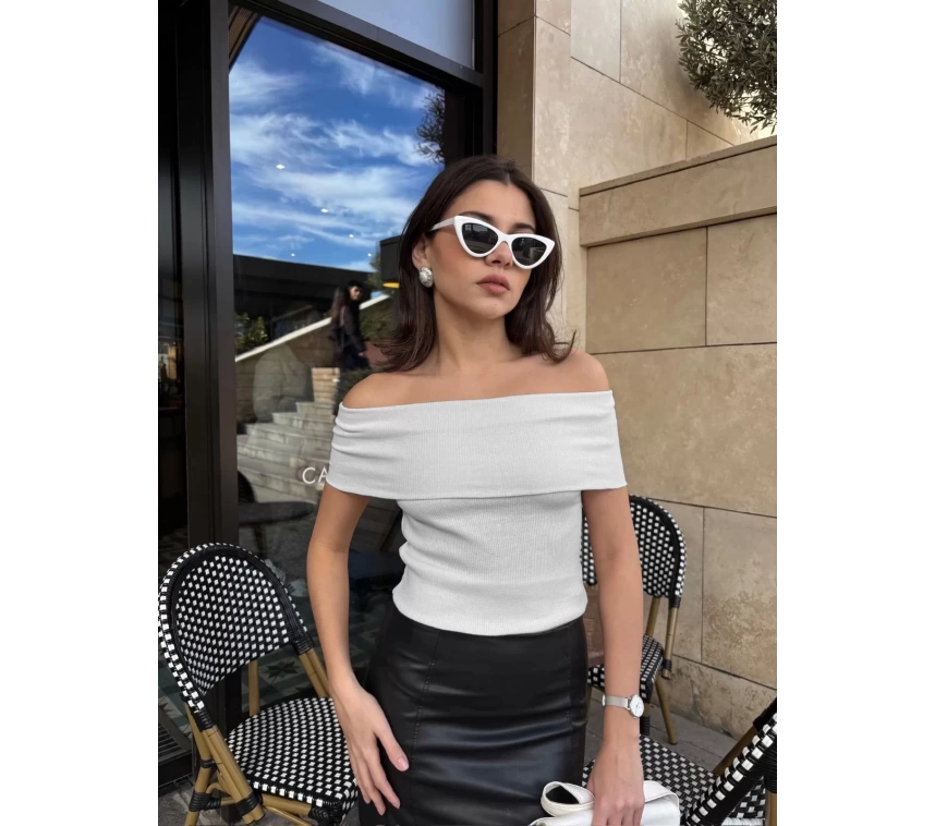 Madonna yaka sıfır kol bluz Gri