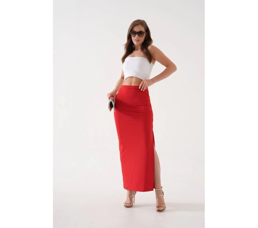 Uzun yırtmaçlı ince kumaş etek kırmızı