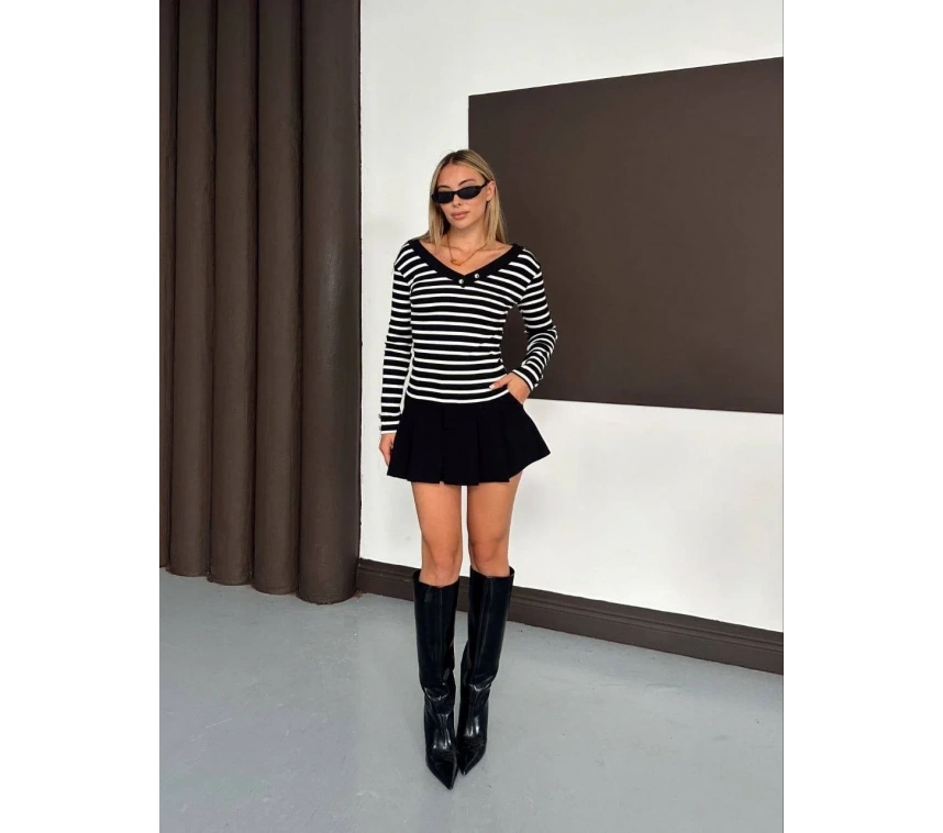 V yaka kol ve yaka düğmeli bluz siyah A4047