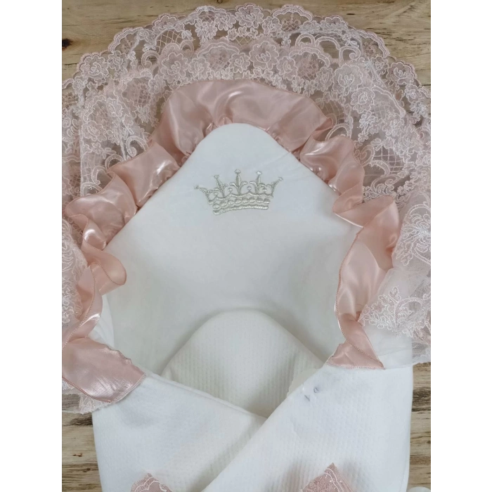 Eterelle Sahra Taç Nakışlı İnci Ve Dantel Fiyonklu Çift Dantel Duvaklı Trilüks Kundak Bebek Battaniyesi Gül Kurusu