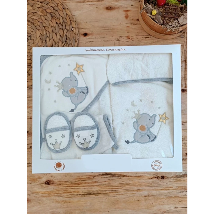 Eterelle 0-1 Yaş Sevimli Fil Nakışlı Pareolu 4lü Kız Erkek Bebek Havlu Silgi Takımı Ekru