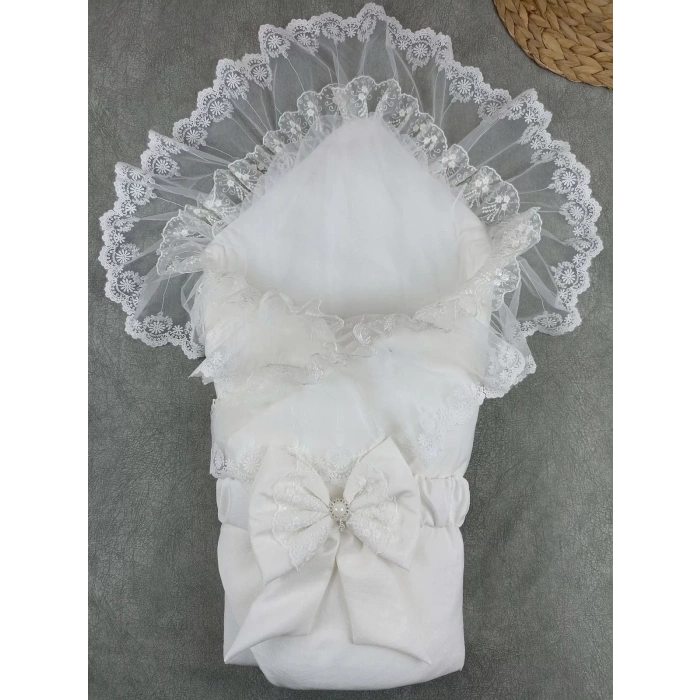 Eterelle Yenidoğan Bambu Taç Nakışlı Delüks Kundak Bebek Battaniyesi Ekru