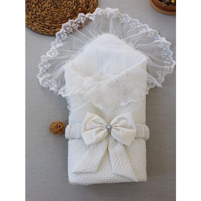 Eterelle Yenidoğan Erguvan Kenar Fistolu Kundak Bebek Battaniyesi Ekru