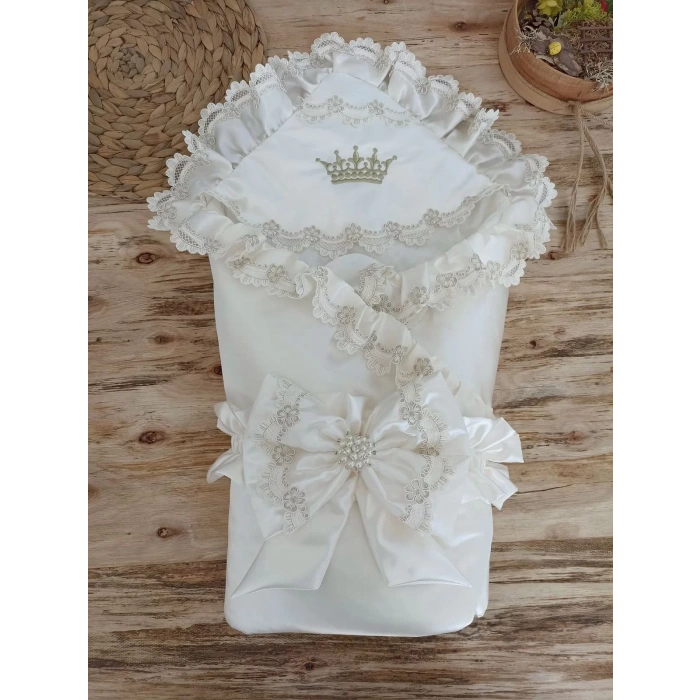 Eterelle Yenidoğan Harika Kelebek Nakışlı Trilüks Kundak Bebek Battaniyesi Ekru