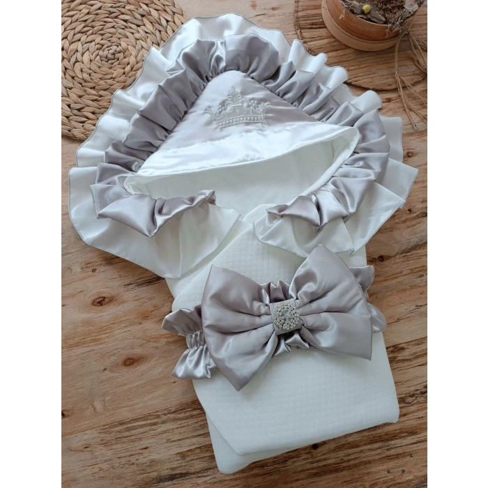 Eterelle Yenidoğan Mehtap Lüks Kelebek Taç Nakışlı Bebek Battaniyesi Kundak Gri
