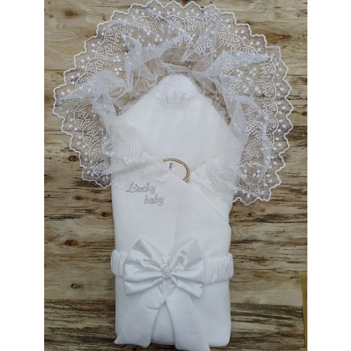 Eterelle Yenidoğan Sahra Taç Lucky Baby Nakışlı Kumru Kundak Bebek Battaniyesi Ekru