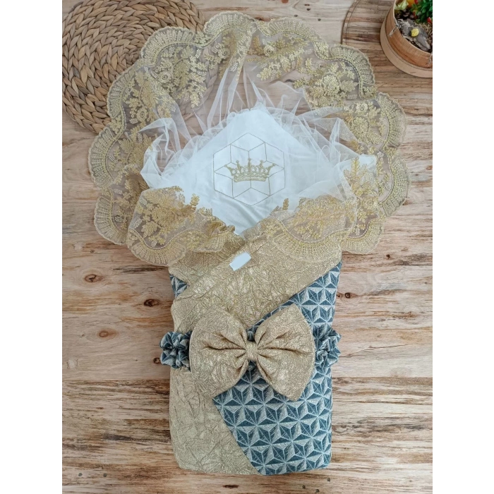 Eterelle Yenidoğan Ultralüks Piramit Desenli Güpürlü Bebek Battaniyesi Kundak Gold