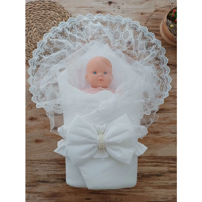 Eterelle Yenidoğan Yakamoz Kumru Model Dantelli Taşlı Fiyonk Bebek Battaniyesi Kundak Ekru
