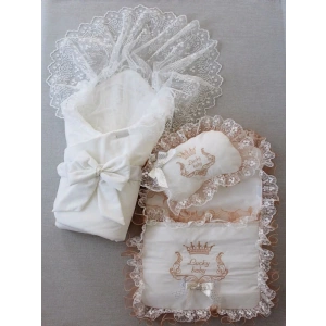 Eterelle Yenidoğan Nil Taç Nakışlı Kundaklı Trilüks 3lü Alt Açma Seti Bej