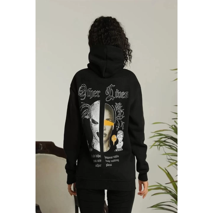 Kadın Sırt Baskılı Oversize Üç İplik Kapüşonlu Sweatshirt - Siyah