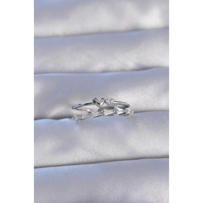 Pirinç Gümüş Renk Zirkon Taşlı Kalpli 2li Görünüm Ayarlanabilir Yüzük