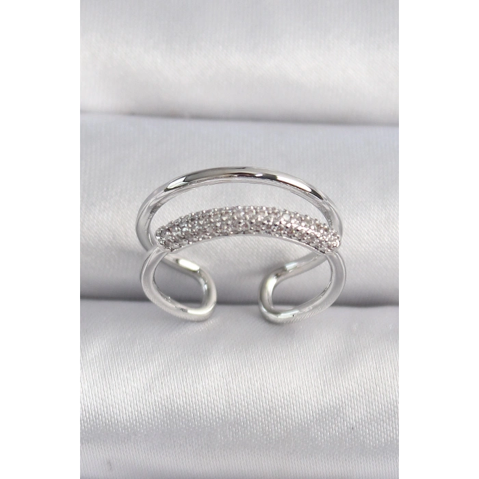 Pirinç Gümüş Renk Zirkon Taşlı Kadın Yüzük