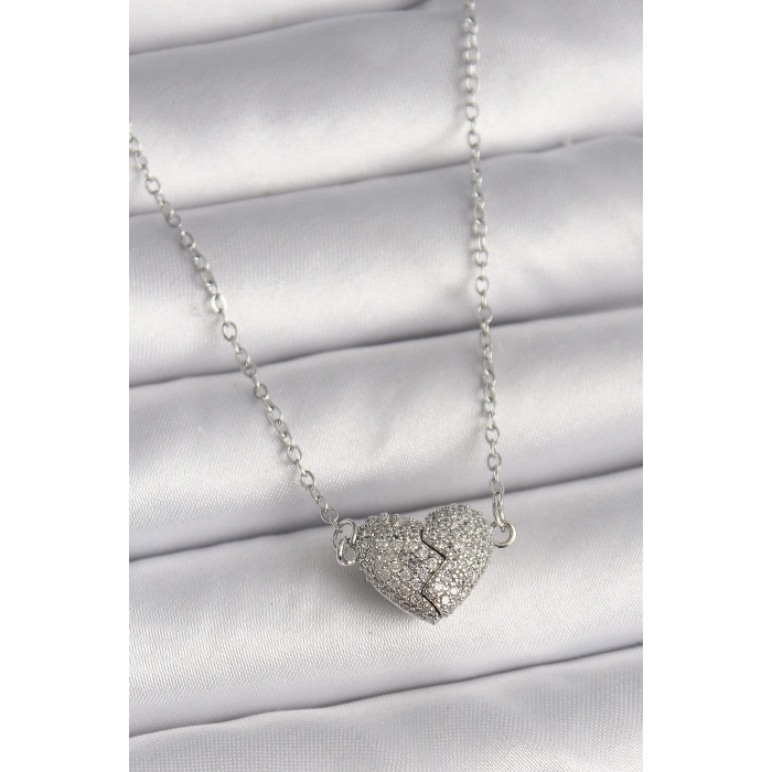 316L Çelik Gümüş Renk Zirkon Taşlı Mıknatıslı Kalp Model Kadın Kolye