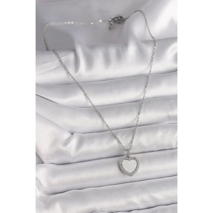 316L Çelik Gümüş Renk Zincir Zirkon Taşlı Beyaz Mineli Kalp Model Kadın Kolye