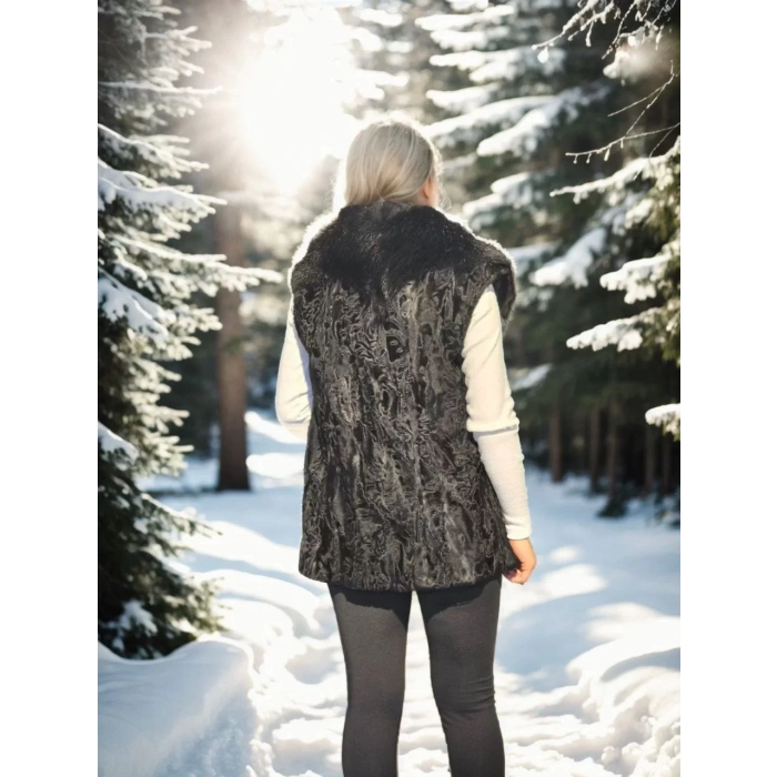 Kadın Kolsuz Hakiki Kürk - Siyah