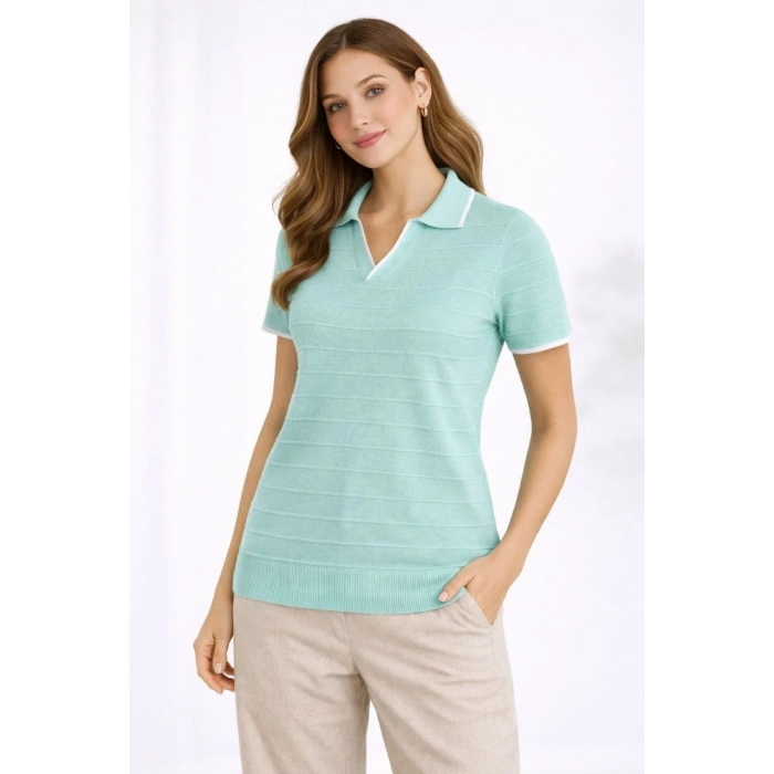 Kadın Triko Kumaş Yakalı Düğmesiz Açık Yaka Fitilli Kısa Kollu Regular Fit Tişört T-shirt - Mint Yeşili