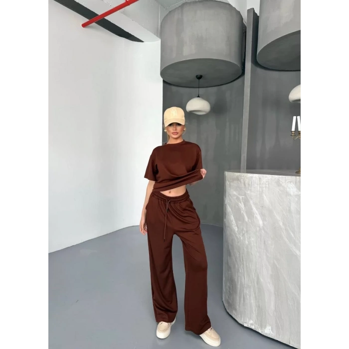 Osy Modal Yumuşak Dokulu Kumaş Kısa Kollu Bluz Rahat Pantalon ikili Takım- Kahverengi