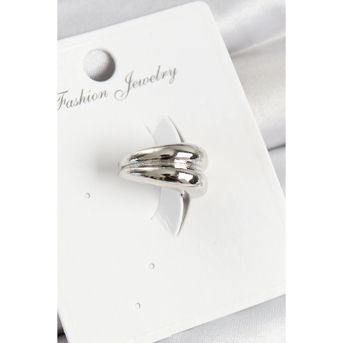 Pirinç Halka Model Gümüş Renk Sağ Kıkırdak Küpe