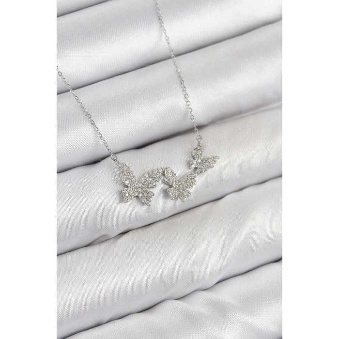 Pirinç Zirkon Taşlı Kelebek Model Gümüş Renk Kadın Kolye