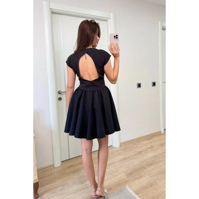 Sırt dekolteli Çan Detaylı Mini Elbise - Siyah