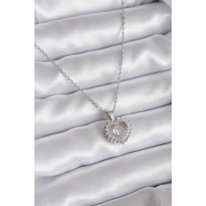 316L Çelik Zincir Gümüş Renk Zirkon Taşlı Kalp Model Kadın Kolye