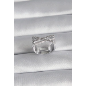 Pirinç Gümüş Renk Zirkon Taş Detay Kadın Yüzük