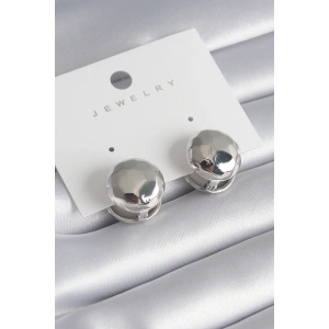 Pirinç Gümüş Renk İşleme Detay Top Model Kadın Küpe