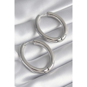 Pirinç Gümüş Renk Halka Model Kadın Küpe