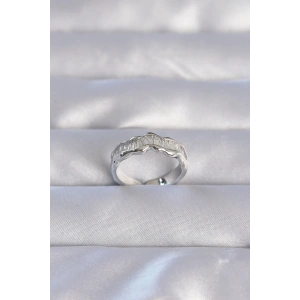 Pirinç Gümüş Renk Zirkon Taşlı Dalgalı Su Yolu Model Ayarlanabilir Yüzük