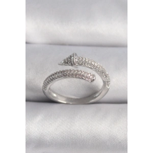 Pirinç Gümüş Renk Zirkon Taşlı Çivi Model VIP Seri Kadın Yüzük