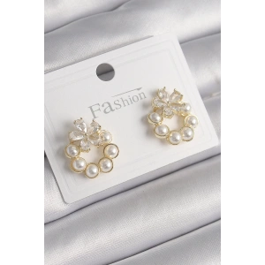 Pirinç Gold Renk İncili Halka Model Zirkon Taşlı Kelebek Model Kadın Küpe