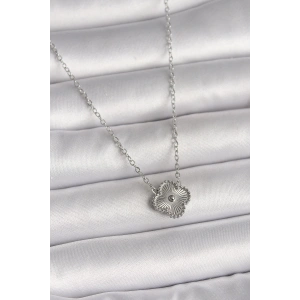 316L Çelik Gümüş Renk İşleme Detaylı Yonca Model Kadın Kolye