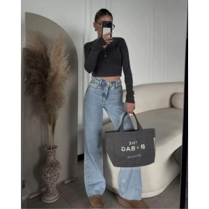 Düğme Detaylı Yıkamalı Crop