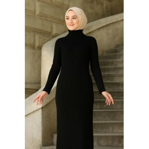 Kadın Tesettür Triko Elbise – Boğazlı Uzun Fitilli Dokuma, Esnek Tam Kalıp, 130 cm Midi Boy, Bahar & Kış Şık Rahat Stil - Siyah