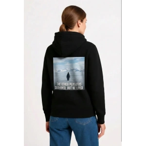 Kadın Oversize Hoodie - Sırt Baskılı Survivor Penguin Temalı, Felsefi Yazılı Kapüşonlu Sweatshirt - Siyah
