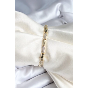 Pirinç Kemik Model Zirkon Taşlı Gold Renk Kadın Bileklik