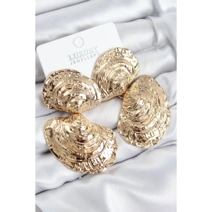 Pirinç Sallantılı Deniz Kabuğu Model Gold Renk Kadın Küpe