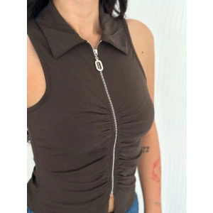 Yakalı Tam Fermuarlı Kolsuz Bluz - Kahverengi