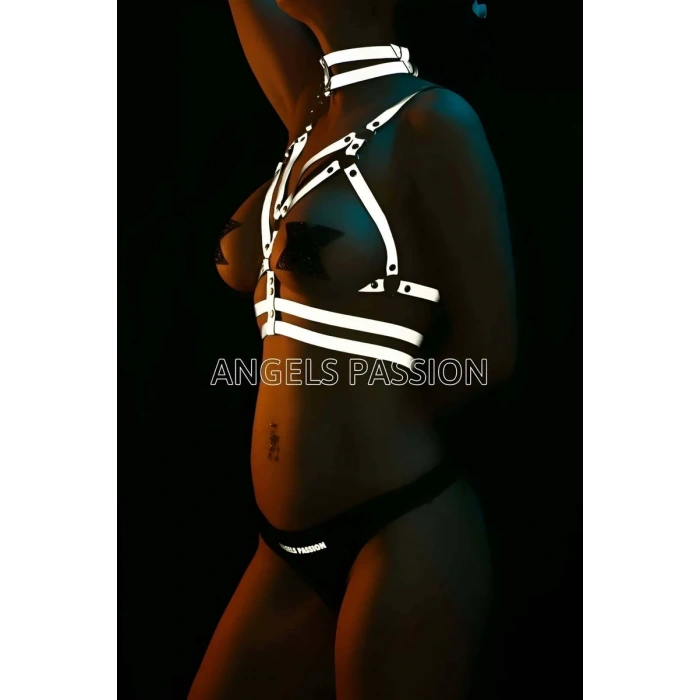 Beyaz Reflektörlü Erotik Giyim Göğüs Üzeri Harness - APFT296