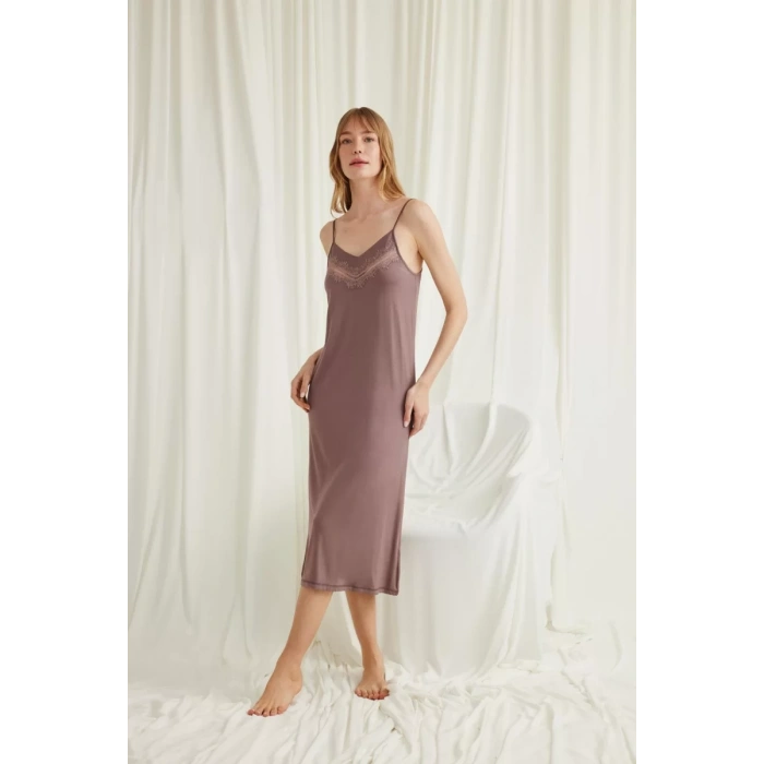 Dekolteli Yakası Ve Kolu Dantelli Sabahlık Takımı