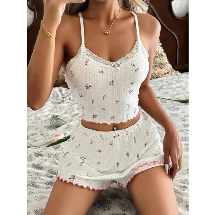 Kadın Çiçek Motifli Dantel Askılı Şortlu Rahat Pijama Takımı