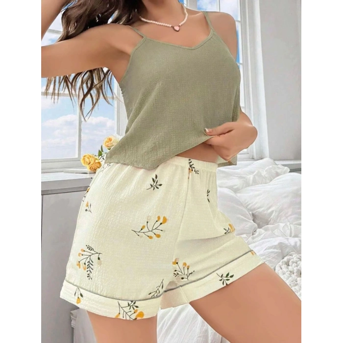 Kadın Ekru Çiçek Baskılı Şortlu Gecelik Pijama Takımı Rahat Şık 2’li Set