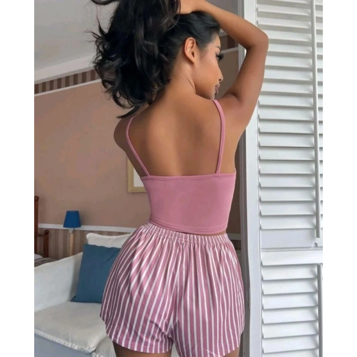 Kadın Pembe Çizgili Desen Askılı Şortlu Pijama Takımı Rahat Şık 2’li Set